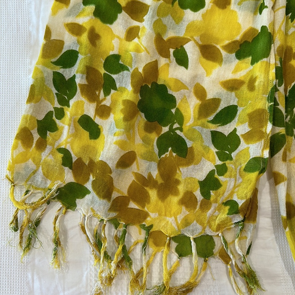 Banana Republic yellow and green scarf - Picture 3 of 5
